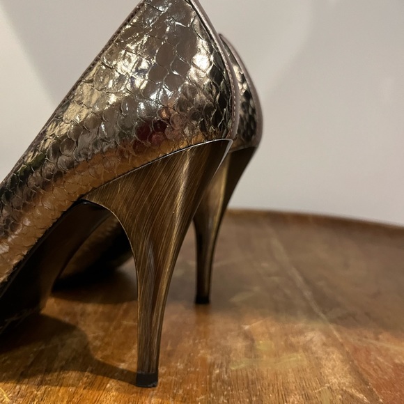 Vintage Via Spiga 4” Metallic heels - Picture 11 of 15